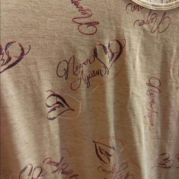 Perfect T - Picture 2 of 3